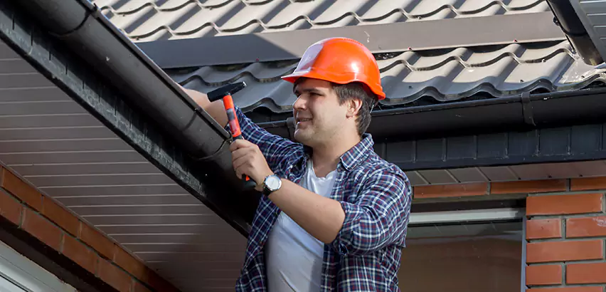 Gutter Fascia Repair in Glen Ellyn
