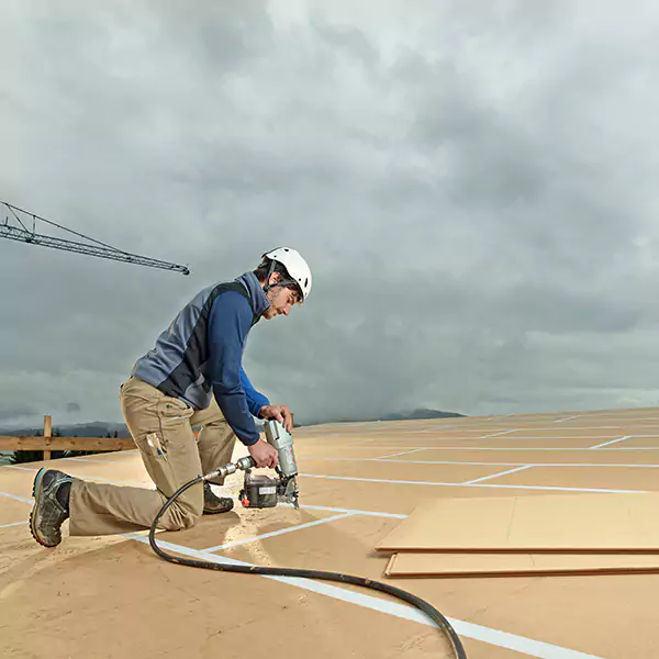 Why Glen Ellyn Business Owners Choose Arco Local for Roof Replacement?